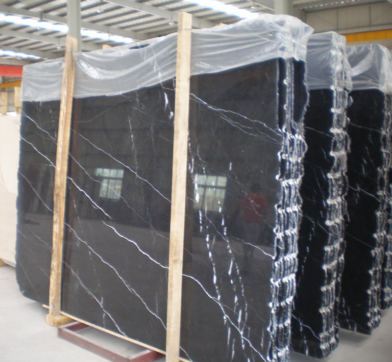 Black and White Marble Slabs