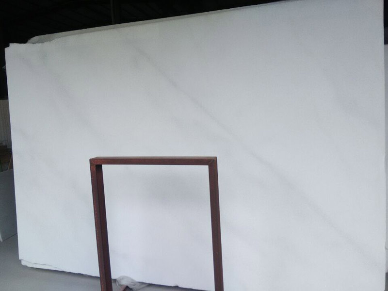 <b>Pure White Marble Slabs</b>